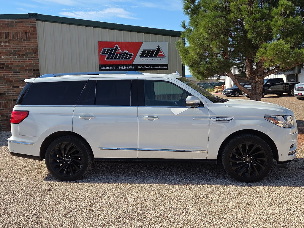2020 Lincoln Navigator - P2243