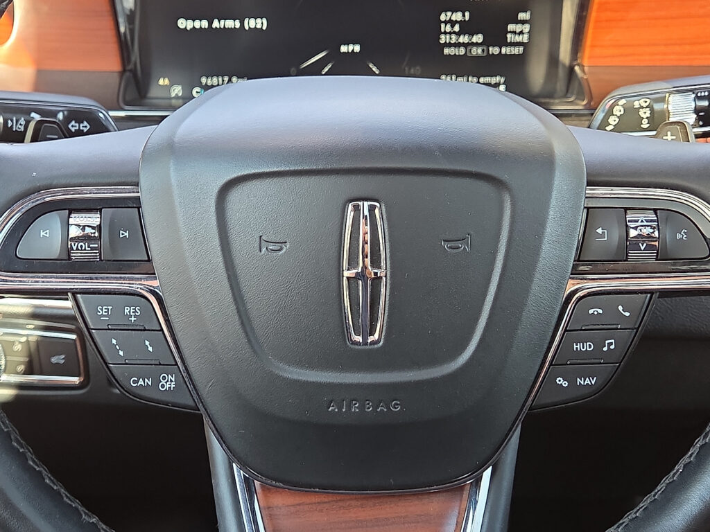 2020 Lincoln Navigator - P2243