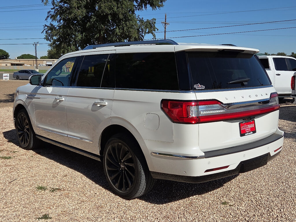 2020 Lincoln Navigator - P2243