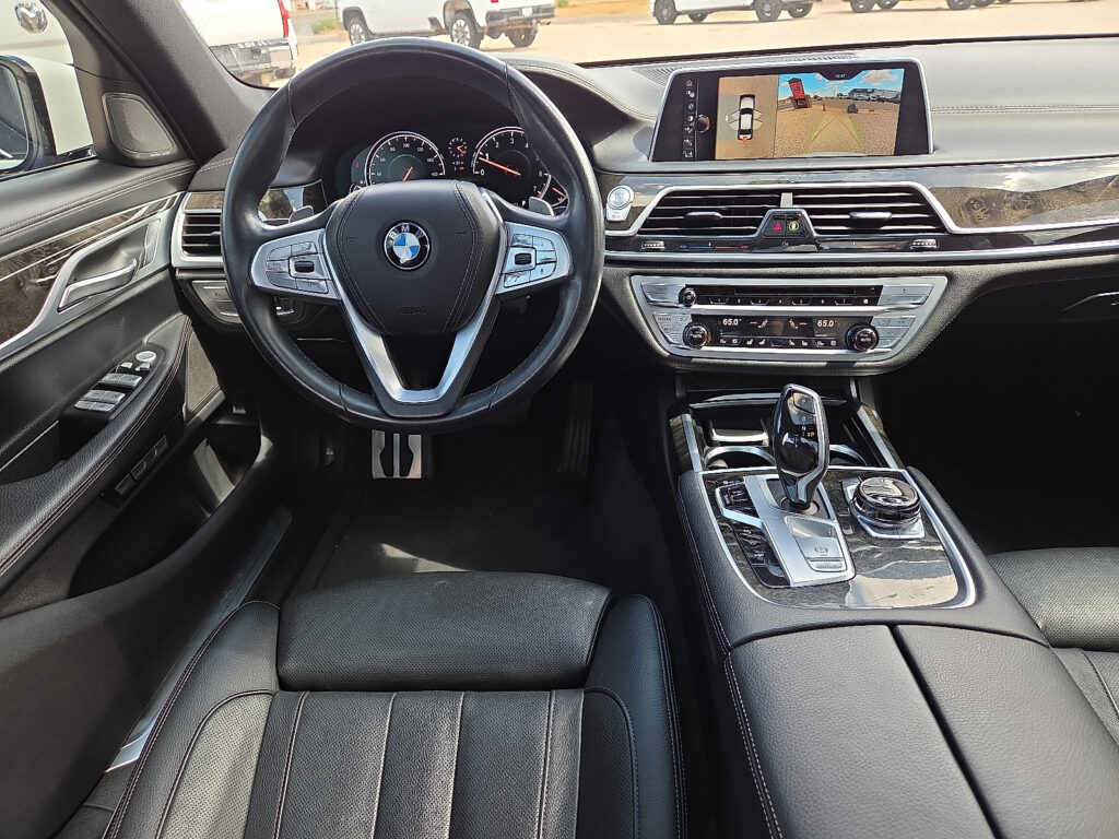 2017 BMW 740i - P2235